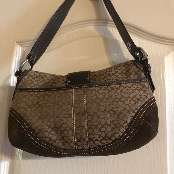 Coach Bag - Picture 2 of 7